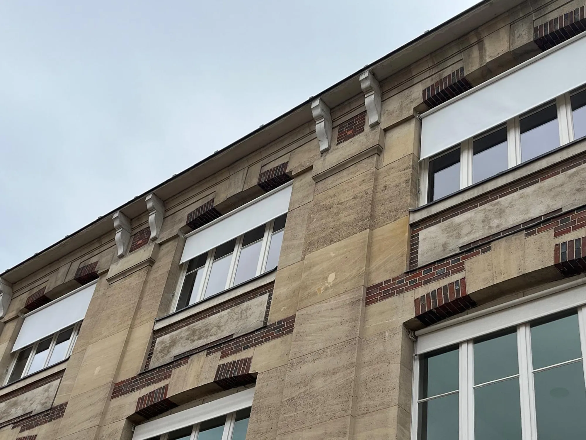 Stores Exterieurs Sur Mesure Pour Professionnels
